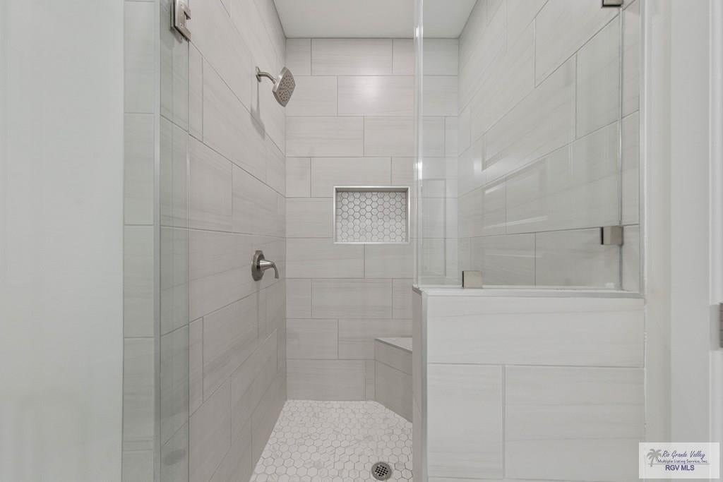 Pinewood Prairie Estate - Image 17