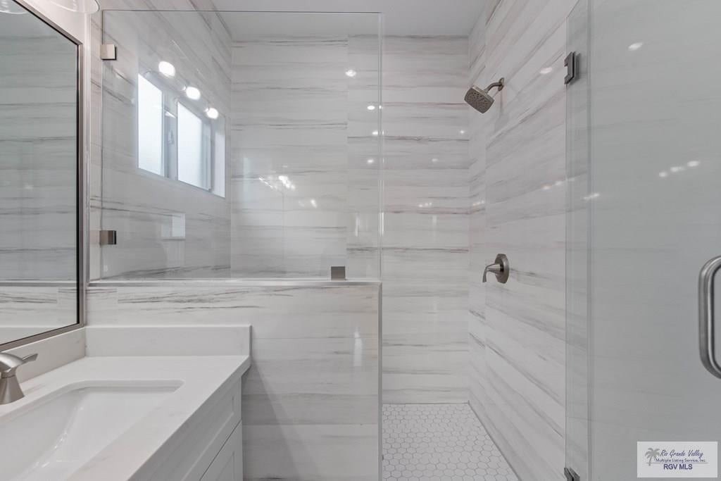 Pinewood Prairie Estate - Image 22