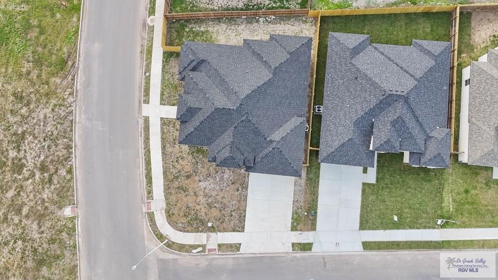 Pinewood Prairie Estate - Image 30